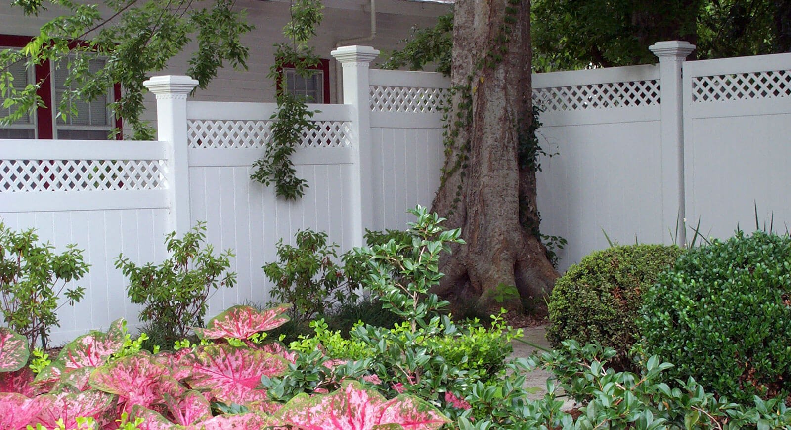 Privacy with Lattice Top - Bailey's Fence Supply